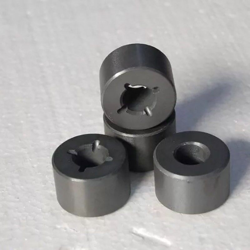 Key characteristics and uses of Alnico magnets
